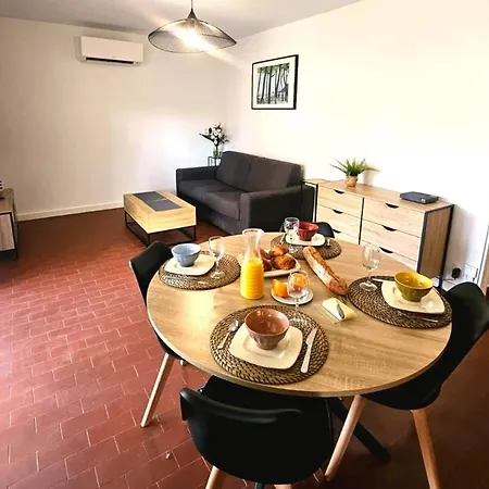 아파트 Cozy T2 With Garden Near The Sea