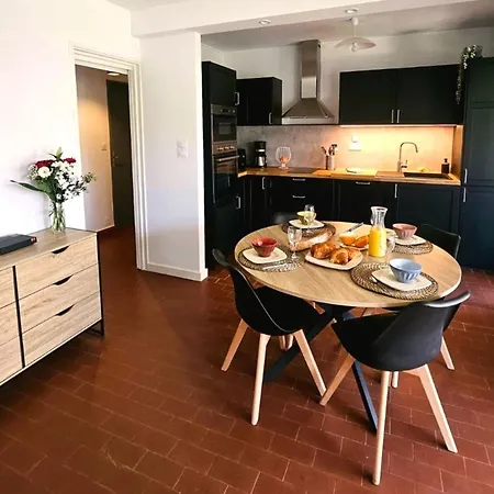 Cozy T2 With Garden Near The Sea *
